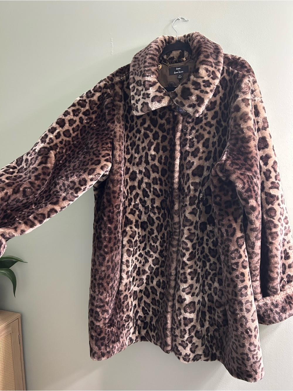 NWOT Dennis by Dennis Basso Leopard Print Faux Fur Coat